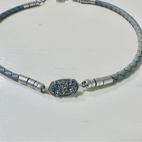 Kendra Scott Cooper Pendant Leather Rope Choker in Gray Platinum Drusy - Picture 3 of 8